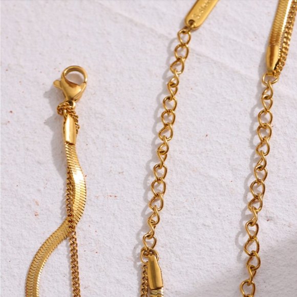 NEW Stainless Steel Cubic Zirconia Pendant Necklace - Picture 3 of 6